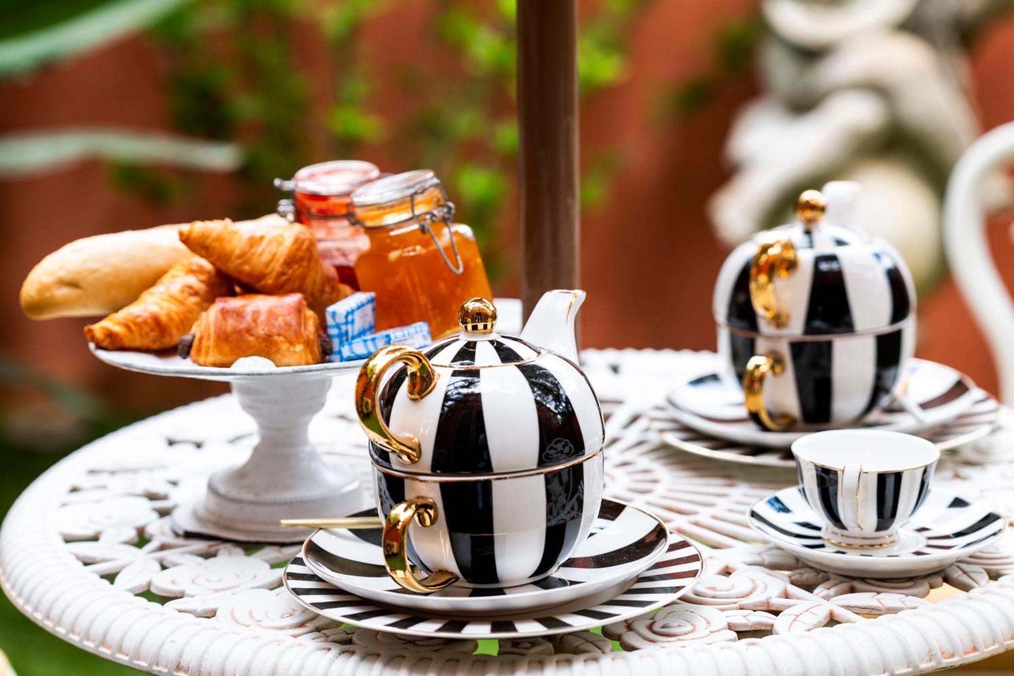 La Bravade Luxe Et Serenite Au Coeur De Saint-Tropez Suites Spacieuses Avec Jardin Enchanteur 外观 照片